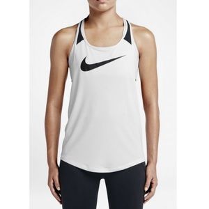 NWT Nike Women Training Tank Size S